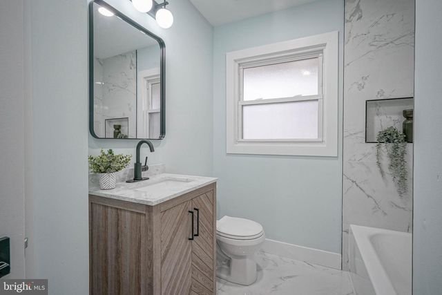 10 ASTOR AVE, West Berlin, NJ 08091