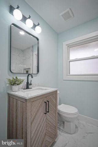 10 ASTOR AVE, West Berlin, NJ 08091