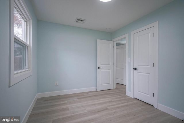 10 ASTOR AVE, West Berlin, NJ 08091