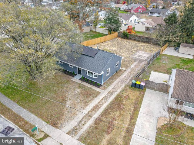 10 ASTOR AVE, West Berlin, NJ 08091