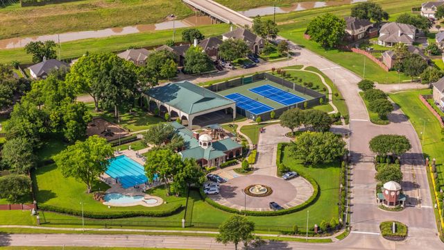 6315 Big Oak Canyon Drive, Richmond, TX 77469