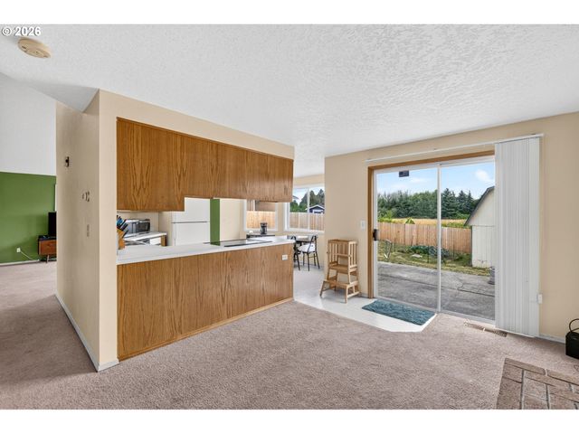 2911 22ND Pl, Forest Grove, OR 97116