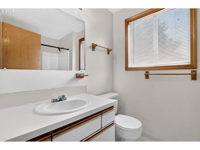 2911 22ND Pl, Forest Grove, OR 97116