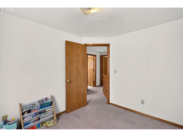 2911 22ND Pl, Forest Grove, OR 97116