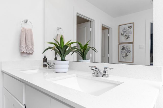 8738 Jade Hill Drive, Iowa Colony, TX 77583