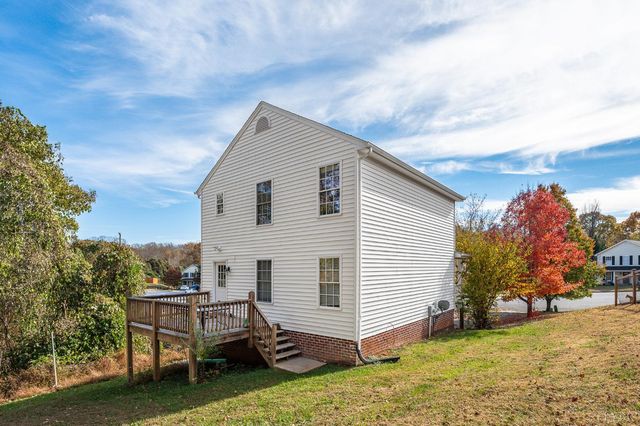 314 Towne Crier Road, Lynchburg, VA 24502