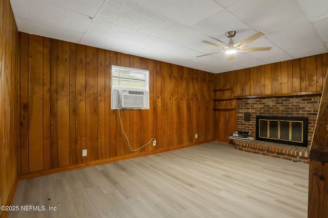 3923 TYNDALE Drive, Jacksonville, FL 32210