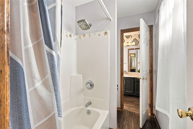 1411 SE Wanda Drive, Ankeny, IA 50021