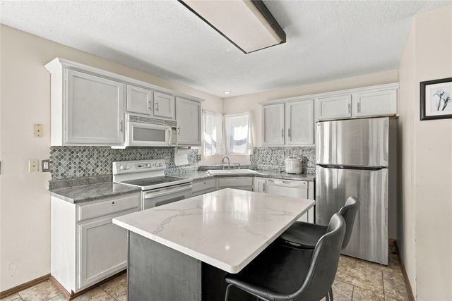 1411 SE Wanda Drive, Ankeny, IA 50021
