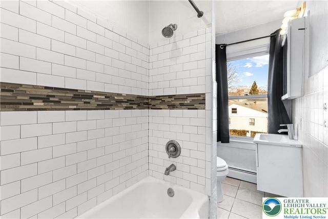 815 Ridge Street, West Easton Boro, PA 18042