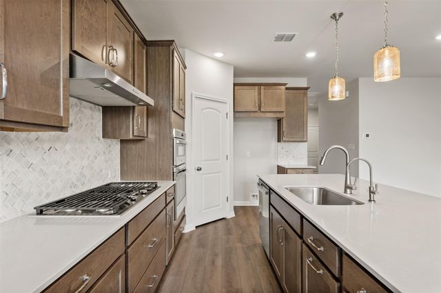 242 Crater Lake DR, Dripping Springs, TX 78620