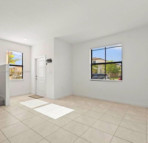 12901 SW 232nd Ln, Homestead, FL 33032