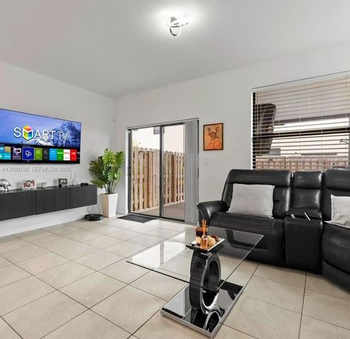 12901 SW 232nd Ln, Homestead, FL 33032