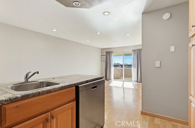 5585 E Pacific Coast Hwy. 353, Long Beach, CA 90804