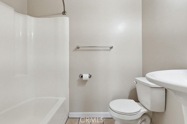 5585 E Pacific Coast Hwy. 353, Long Beach, CA 90804