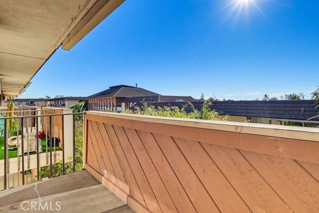 5585 E Pacific Coast Hwy. 353, Long Beach, CA 90804