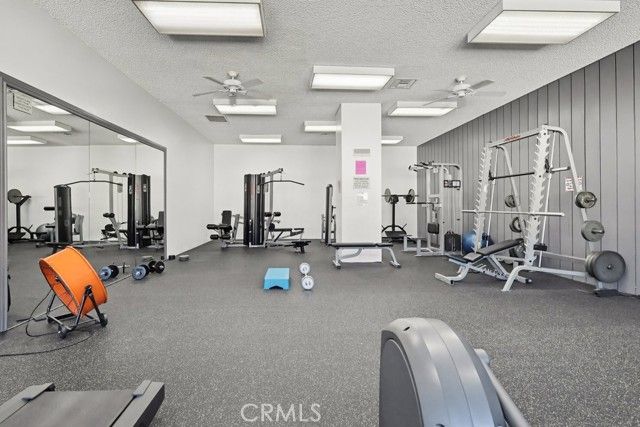 5585 E Pacific Coast Hwy. 353, Long Beach, CA 90804