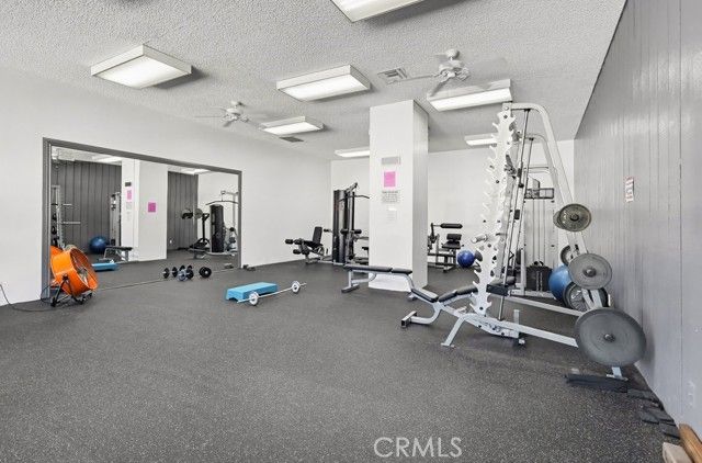 5585 E Pacific Coast Hwy. 353, Long Beach, CA 90804