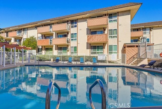 5585 E Pacific Coast Hwy. 353, Long Beach, CA 90804