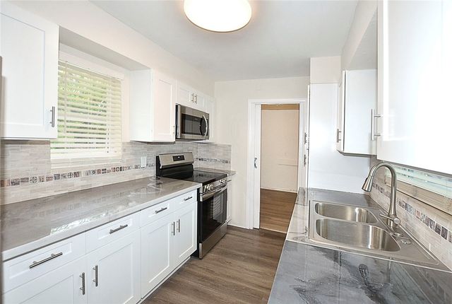 1725 41st Avenue, Vero Beach, FL 32960