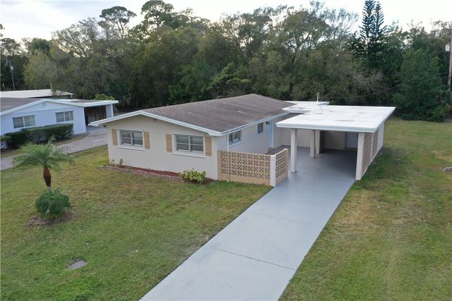 1725 41st Avenue, Vero Beach, FL 32960