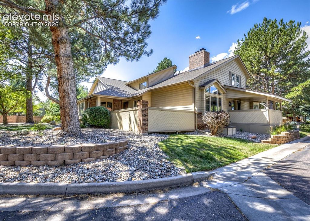 141 Miramar Drive, Colorado Springs, CO 80906 — photo 2