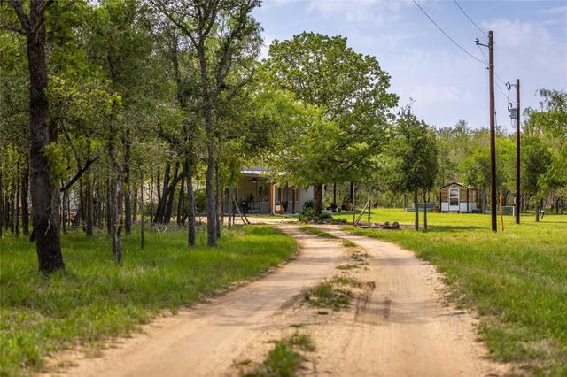 4082 Old Colony Line RD, Lockhart, TX 78643