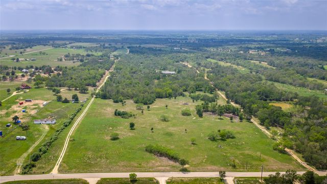 4082 Old Colony Line RD, Lockhart, TX 78643