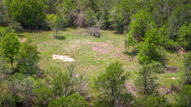 4082 Old Colony Line RD, Lockhart, TX 78643