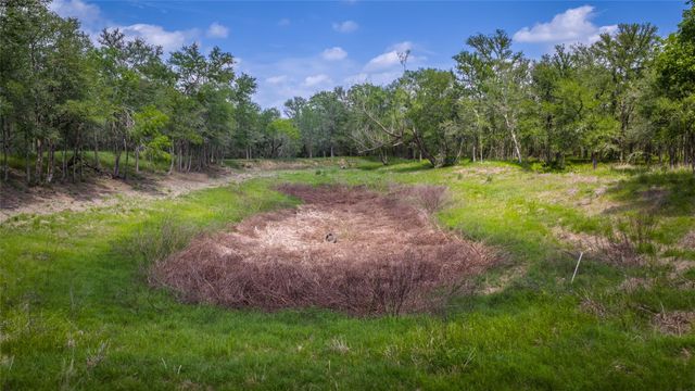 4082 Old Colony Line RD, Lockhart, TX 78643