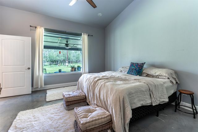 4082 Old Colony Line RD, Lockhart, TX 78643