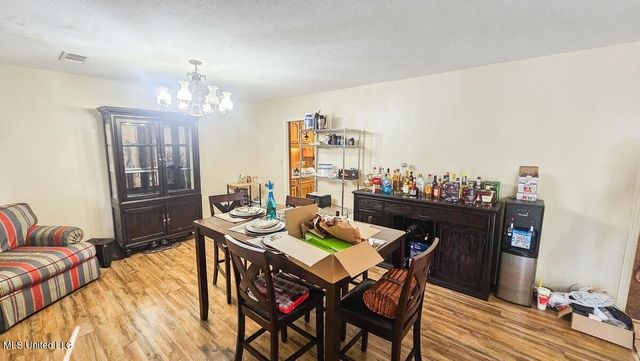 1357 Canterbury Lane, Jackson, MS 39212