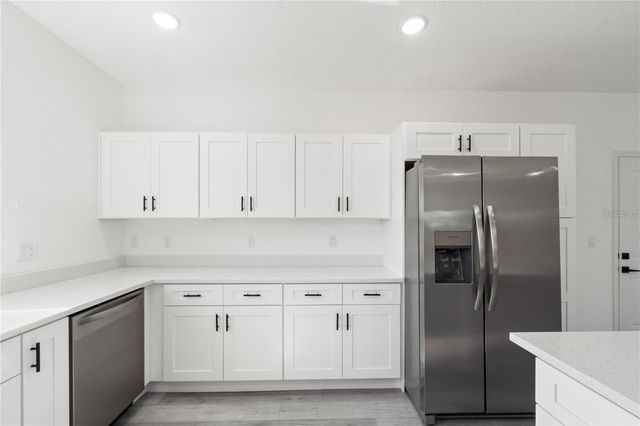 820 E DESOTO STREET, Clermont, FL 34711