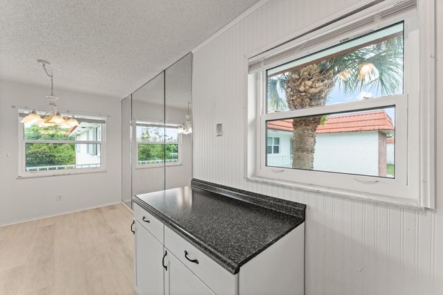 1225 NW 21st Street 7-710, Stuart, FL 34994