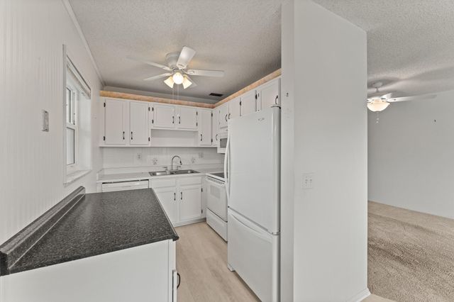 1225 NW 21st Street 7-710, Stuart, FL 34994