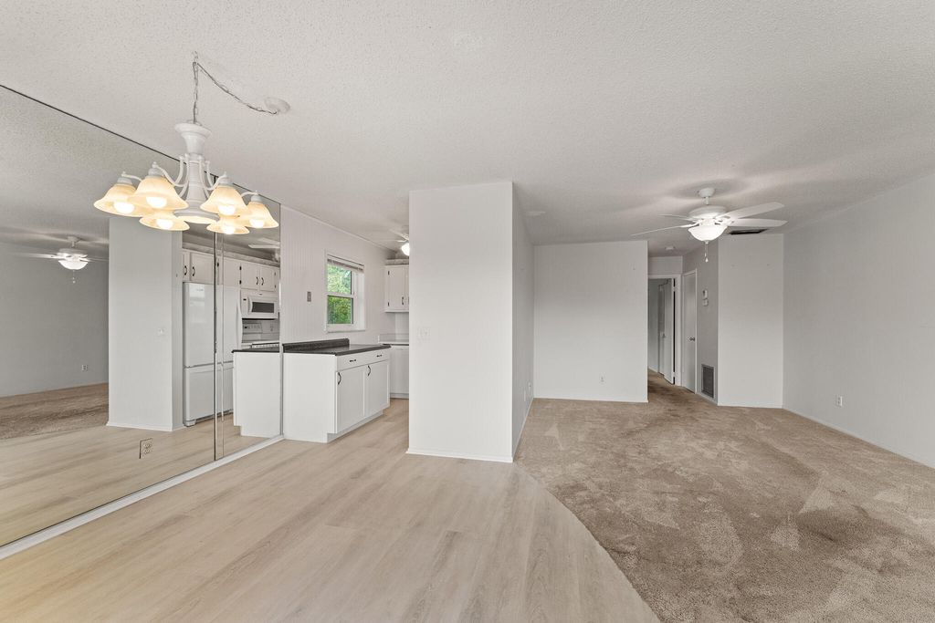 1225 NW 21st Street 7-710, Stuart, FL 34994