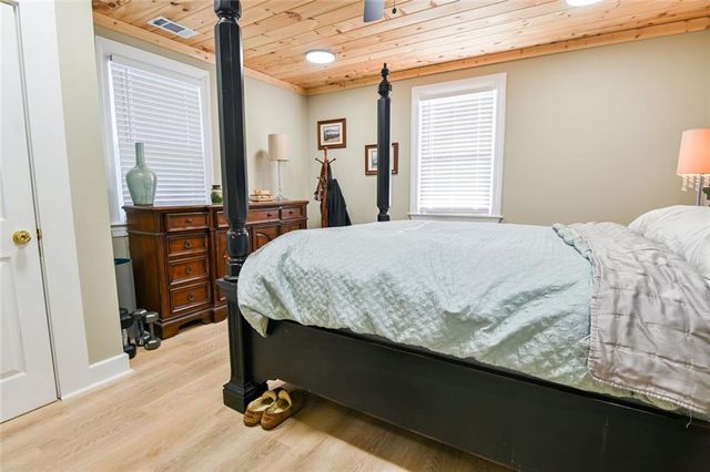 1160 Moody Street, Union Point, GA 30669