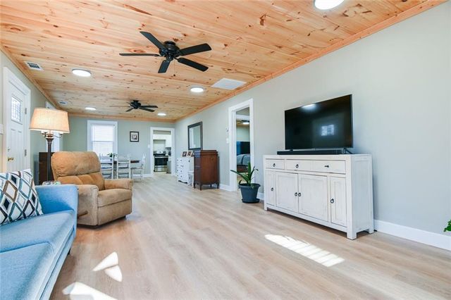 1160 Moody Street, Union Point, GA 30669