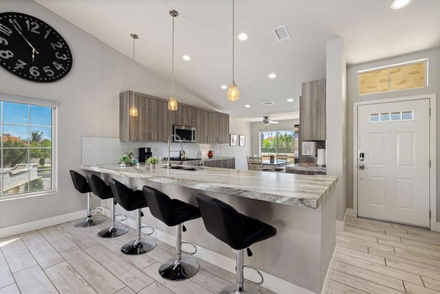 172 Torrey Pine Drive, Palm Desert, CA 92211