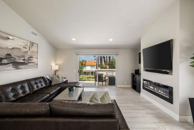 172 Torrey Pine Drive, Palm Desert, CA 92211