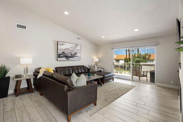 172 Torrey Pine Drive, Palm Desert, CA 92211