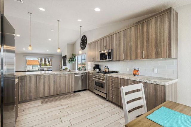 172 Torrey Pine Drive, Palm Desert, CA 92211