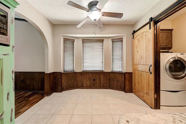 733 N Robinson Avenue, Moore, OK 73170