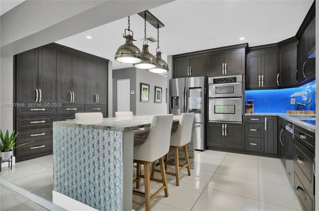 5241 SW 104th Ave, Miami, FL 33165