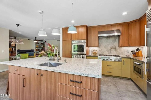 2840 Three Springs Drive, Westlake Village, CA 91361