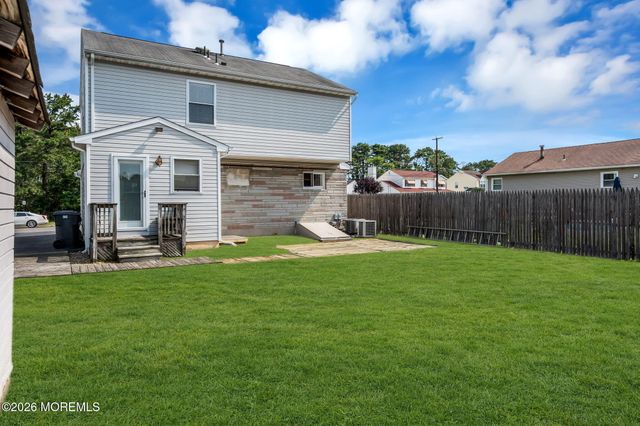 95 Bay Harbor Boulevard, Brick, NJ 08723