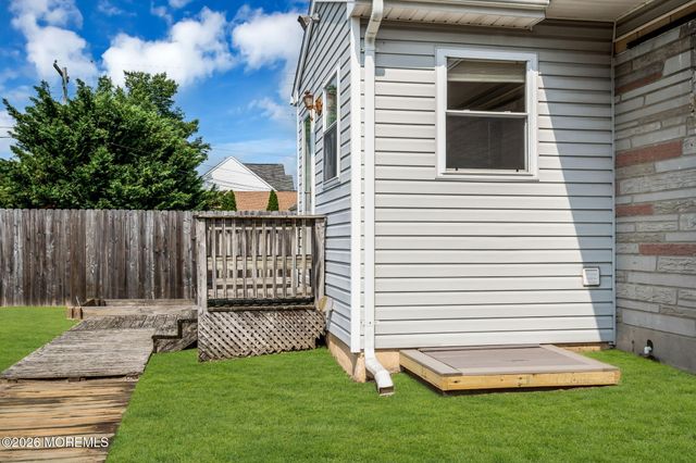 95 Bay Harbor Boulevard, Brick, NJ 08723