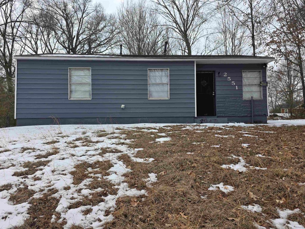 2551 DAKAR AVE, Memphis, TN 38127