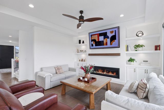 2702 Mayo Prairie Lane SW, Rochester, MN 55902