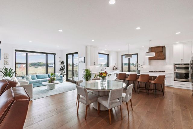 2702 Mayo Prairie Lane SW, Rochester, MN 55902